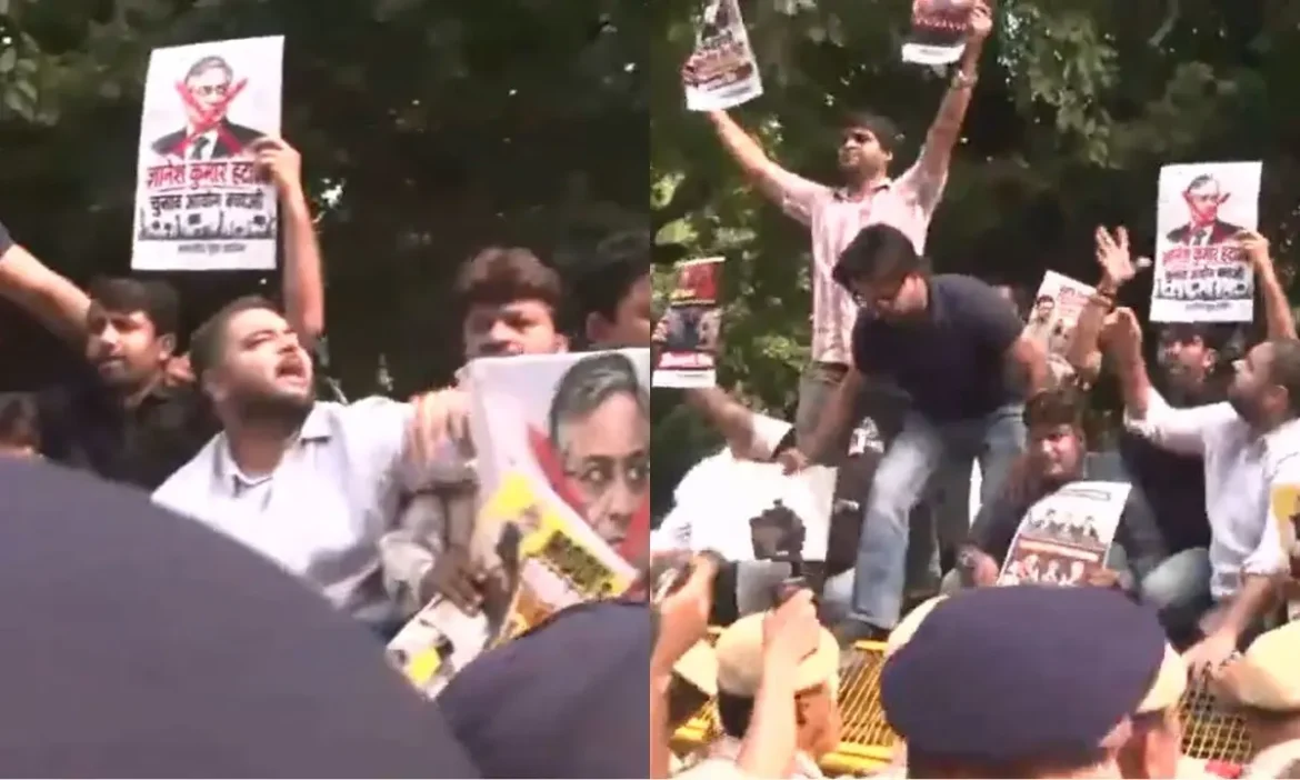 Indian Youth Congress protest against Gyanesh Kumar