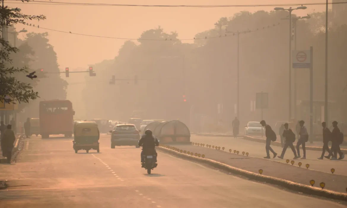 गंभीर चेतावनी : जहरीली हवा से खतरे में मासूमों का भविष्य, बच्चों के फेफड़े और मस्तिष्क पर हो रहा सीधा हमला