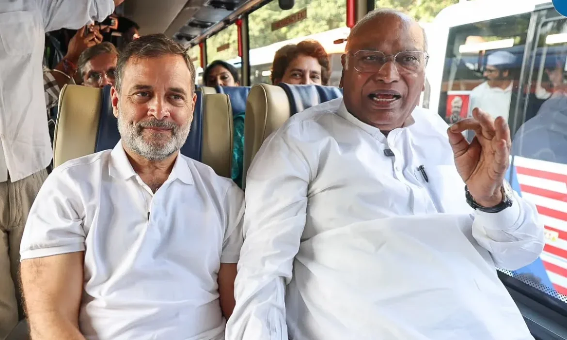 जंतर-मंतर पर भारी हंगामा:संसद मार्ग पर रोका INDIA गठबंधन का मार्च, राहुल-प्रियंका सहित कई सांसद हिरासत में